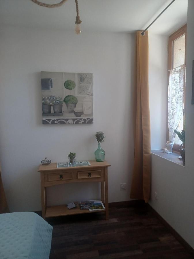 Chambre D'Hote Au Jardin Le Clos Des Vins D'Anges Saint-Pierre-des-Champs ภายนอก รูปภาพ